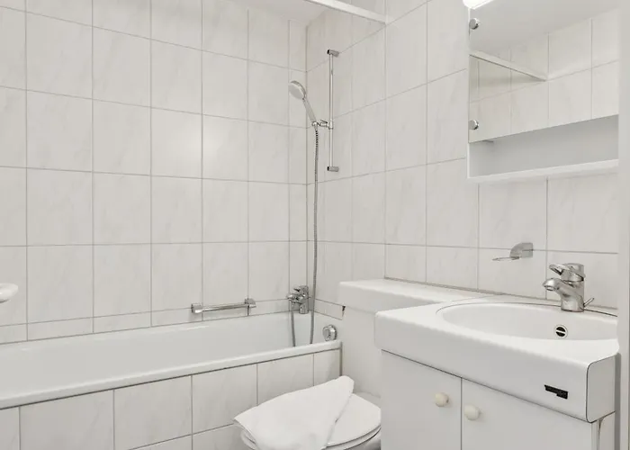 - Crown 32 Appartement *