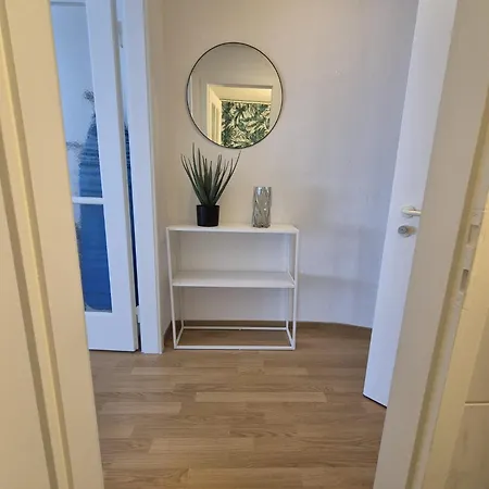 - Crown 32 Appartement