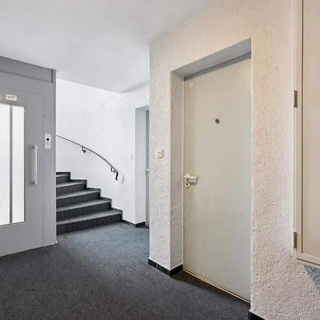 - Crown 32 * 취리히